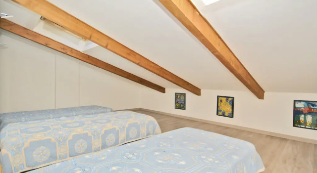 Villa in Crillon-le-brave Near Mont Ventoux