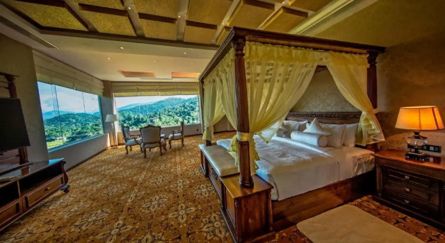 Люкс Presidential The Golden Crown Hotel