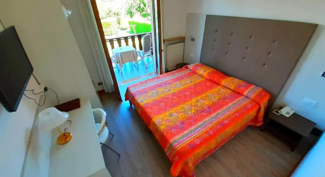 Двухместный номер Standard с видом на бассейн Park Hotel Val Di Monte ***S