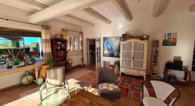 La Villa de Robion in Robion, Boek Villa Robion Luberon