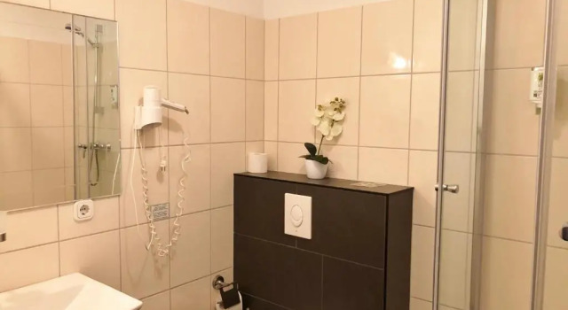 Четырёхместный номер Standard Atlas Berlin Hotel