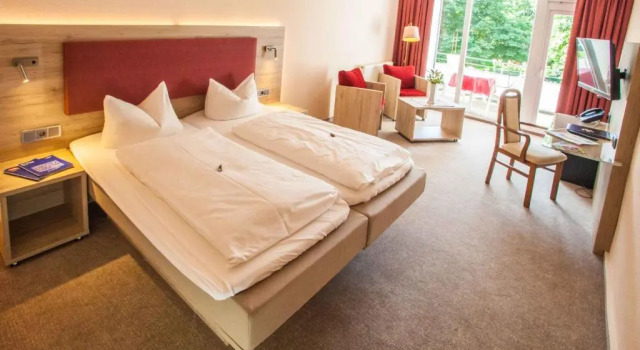 Hotel Hahnenkleer Hof, Book Hotel Hoteller i Goslar med pool, Swimmingpool