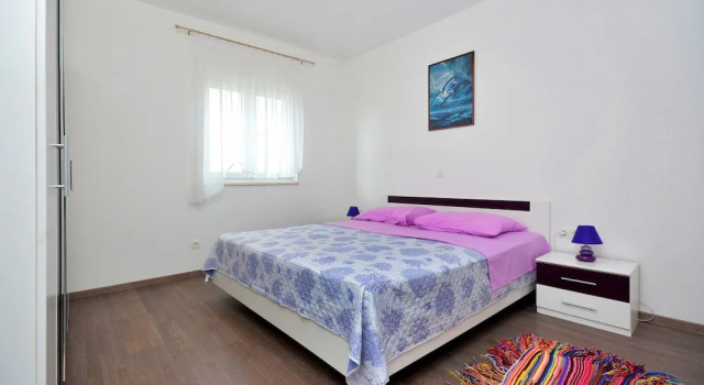 Апартаменты Economy с красивым видом из окна Apartments Jure Miljak