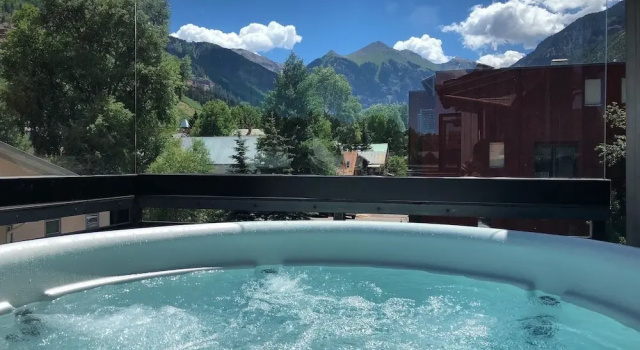 Номер Standard Luxury Townhome On Depot, 3 Mins Walk To Main St Gondola, Heated Garage, Private Roof Top Hot Tub, townhouse
