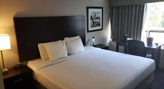 Двухместный номер Travelodge by Wyndham Trois-Rivieres