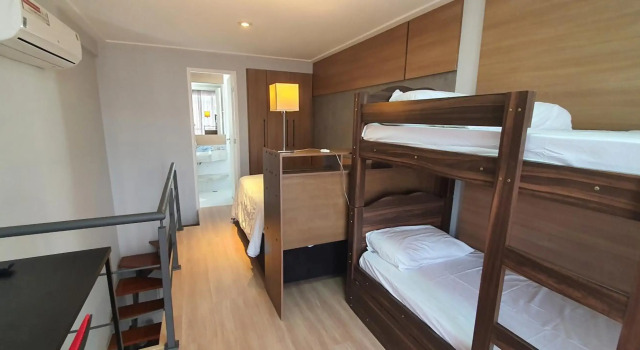 Duplex NYC Berrini - 1305, Забронировать Отель Отели Сан-Пауло с бассейном, рядом с Торговый центр Cidade Jardim, Бассейн