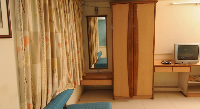 Neelkanth Sahara, Rezervovat Hotel Hotely v Gujarat s parkováním, Parkování