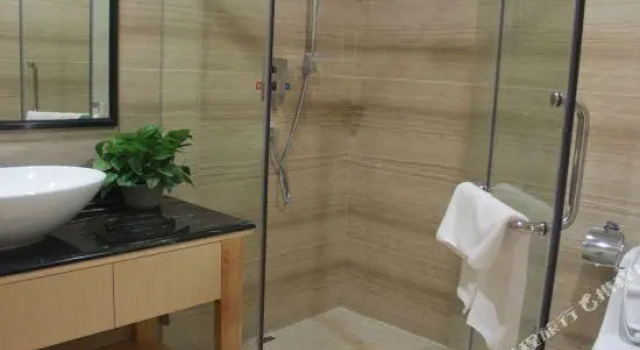 Yufeng International Hotel, Boek Hotel Hotels in Guangdong met parkeren, Parkeren