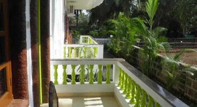 The Crib Hotel