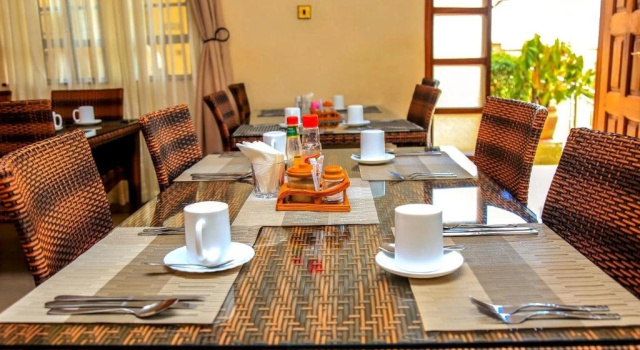 Dublu suite Davis Court Nyeri