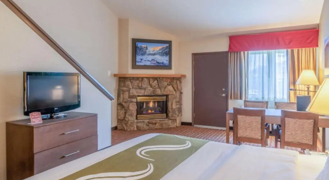Семейный номер Standard Quality Inn near Rocky Mountain National Park