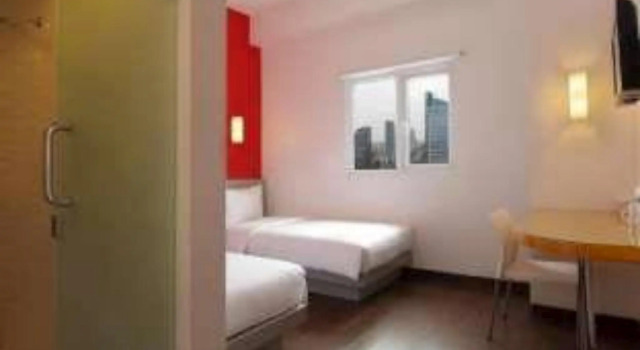 Двухместный номер Standard Amaris Hotel Tendean