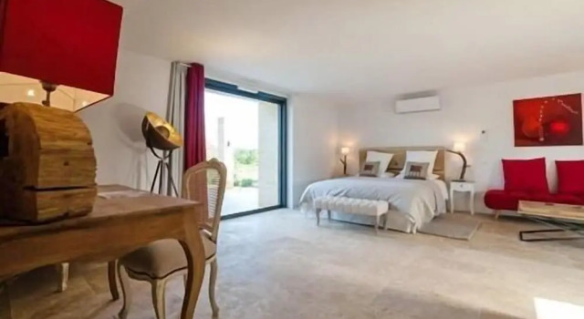 Le Petit Paradis, Rezerwuj Bed and Breakfast Hotele SPA w Dodogne Valley, SPA