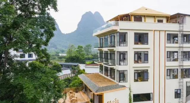 Ruyueheju Villa(Yangshuo Yulonghe Eternal Love Store), Забронировать Отель Отели Яншо с парковкой, рядом с Lion Mountain, Парковка