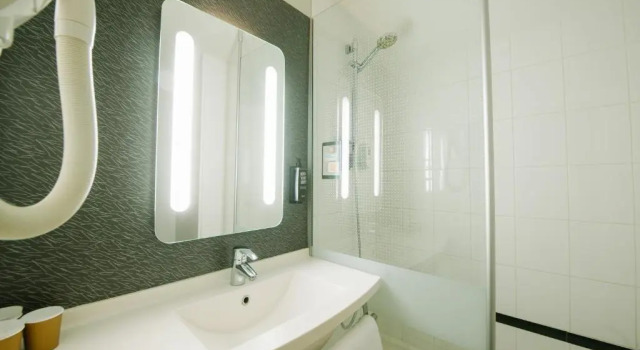 Трёхместный номер Standard ibis Avignon Centre Gare