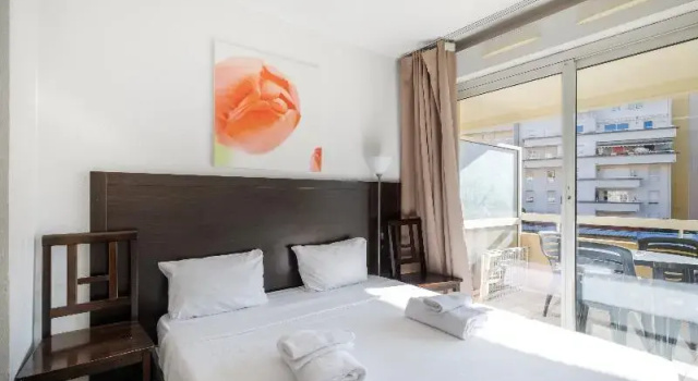 Четырёхместная студия Residhotel Cannes Festival
