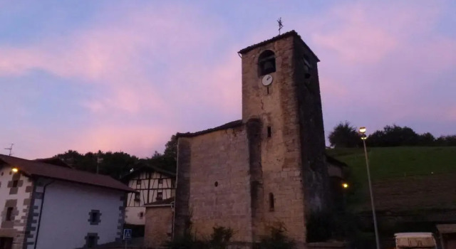 Etxeberri Ostatua, Reservar Hotel Atallu Navarra
