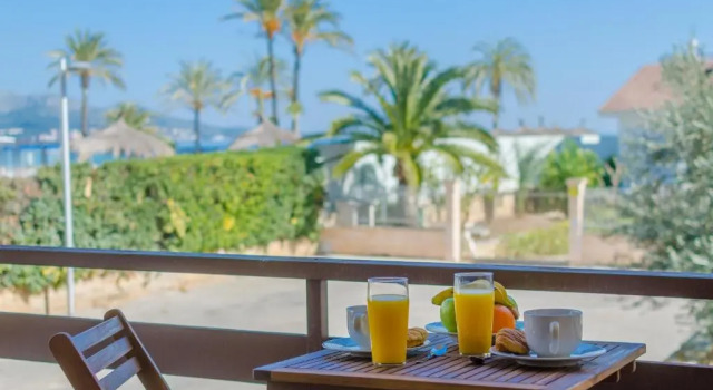 Апартаменты YourHouse Reganyol beach apartment in Playa de Muro