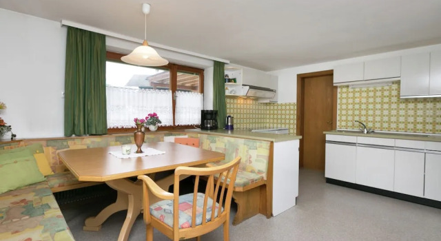 Splendid Apartment in Uderns near Hochzillertal Ski Area