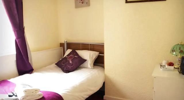 Lichfield Hotel, Забронировать Отель Отели Блэкпул 3 звезды, рядом с Конференц-центр Winter Gardens, 3*