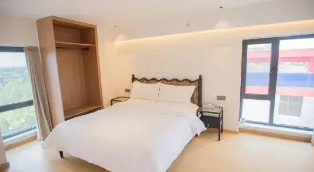 Двухместный семейный люкс Yunjin Hotel