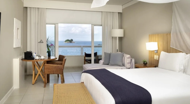 Двухместный номер Deluxe с балконом и seafront Hotel Jequitimar Guaruja Resort & Spa by Accor