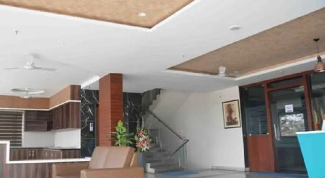 Hotel Sn Grand Tukkuguda, Rezerwuj Hotel Maisaram Telangana