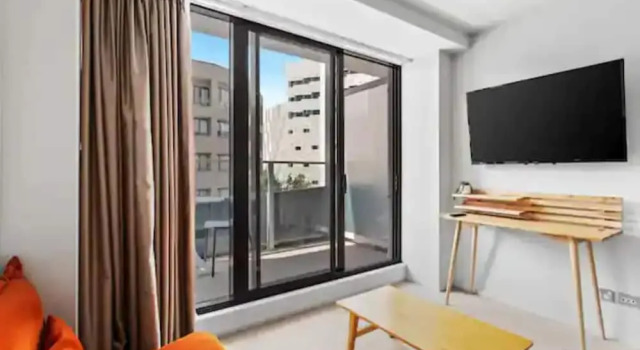 Stylish Central City 1-Bedroom With Patio