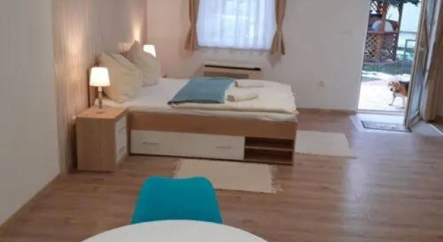 Annamaria Apartmenthouse, Book Lejlighed Hoteller i Western Transdanubia med parkering, Parkering
