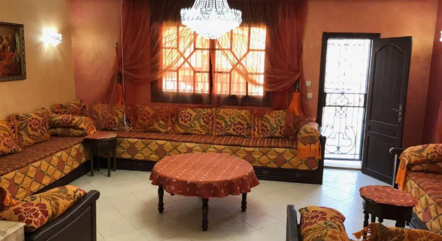 5 bedroom holiday Villa Yasmine, perfect for family holidays, near beaches, Book Villa Sale Rabat-Sale-Kenitra
