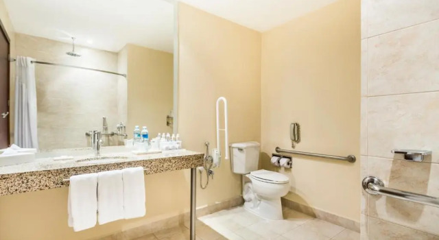 Номер Standard Holiday Inn Express Quito by IHG