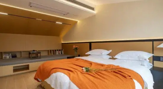 Двухместный люкс с балконом и с красивым видом из окна Yunmanli · Elegant Mountain Panorama | Zen Guesthouse (Terrace, Upper Jiuhua Mountain)
