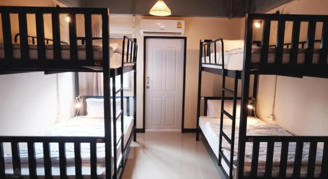 Кровать в общем номере Khaosan Station Hostel
