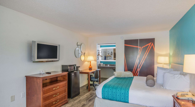 Rodeway Inn Hotel, Book Hotel Bayonet Point Florida Gulf Coast