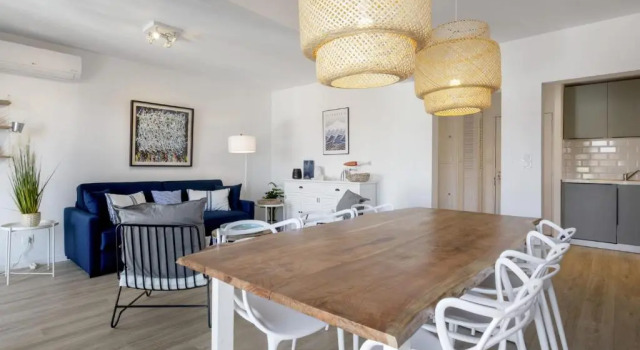 Superb 3 stars flat w balcony in the heart of Saint-Jean-de-Luz - Welkeys