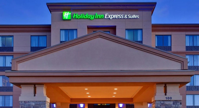 Люкс Holiday Inn Express & Suites Huntsville by IHG
