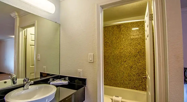 Номер Standard Motel 6 Manteca, CA