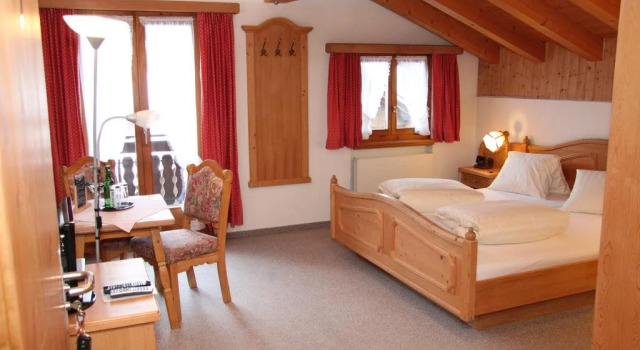 Workation Apartments - 24-7 Self-Checkin - Hotel Postigliun Sedrun, Book Apartment Hotels in Sedrun with Breakfast, Breakfasts