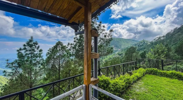 Stoneshed Resort And Hotel, Rezervovat Lázně / Resort Nainital Uttarakhand