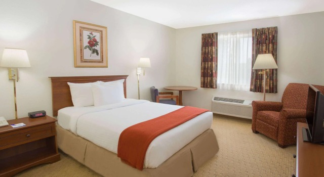 Baymont by Wyndham Freeport, Réserver Hôtel Freeport Illinois