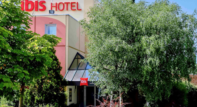 ibis Grenoble Université, Book Bed and Breakfast Hoteller i Rhône-Alps med parkering, Parkering