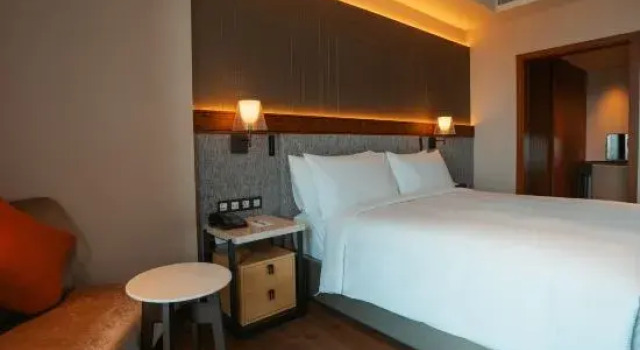 Люкс Ambassador Palm Springs Hotel Dili
