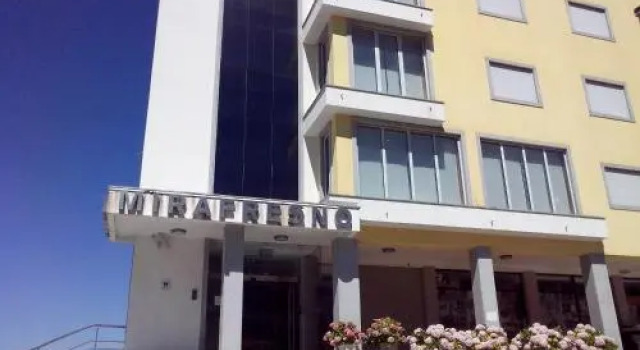 Hotel Mirafresno