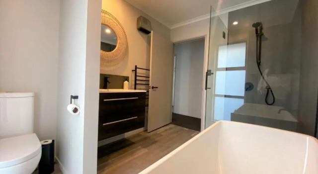 3 Oakview Close