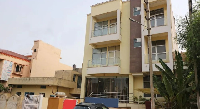Oyo 4773 Atithi Inn, Забронировать Отель Отели штата Раджастхана 3 звезды, 3*
