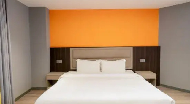 Люкс Business Homeinn Ease Hotel (Xuzhou Yunlong Lake Huaihai New World)