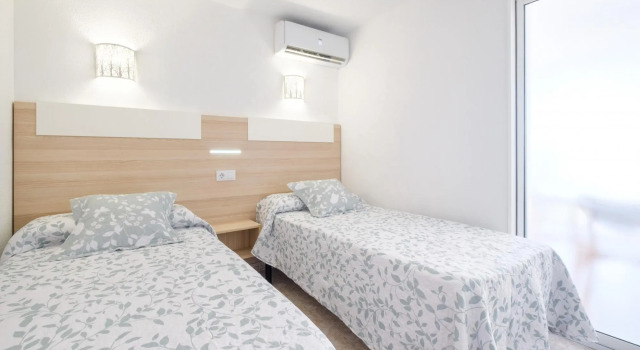 Carabelas 3-44 Levante Beach, Забронировать Отель Бенидорм Коста-Бланка, рядом с Гора Ла-Крус