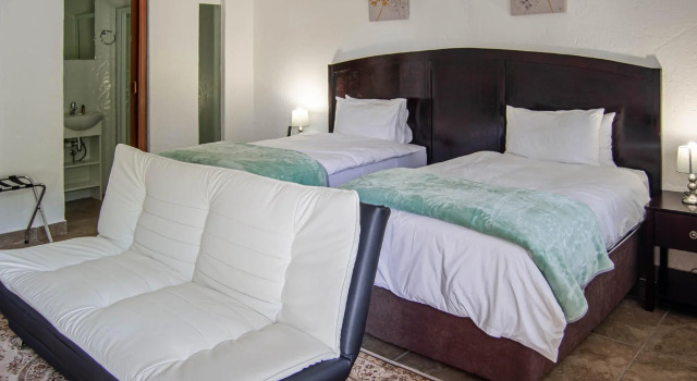 Двухместный номер Standard Graceland Conference & Lifestyle Centre
