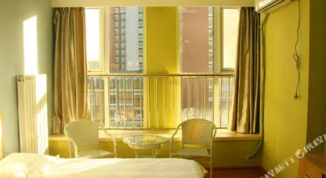 Yading Theme Hotel