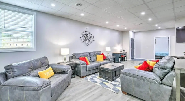 Wytheville Apartment: Walk to Local Breweries, Buchen Sie Ferienwohnung Wytheville 